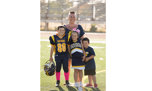 2018 Golden Ticket Winner Regina Holloch and Family